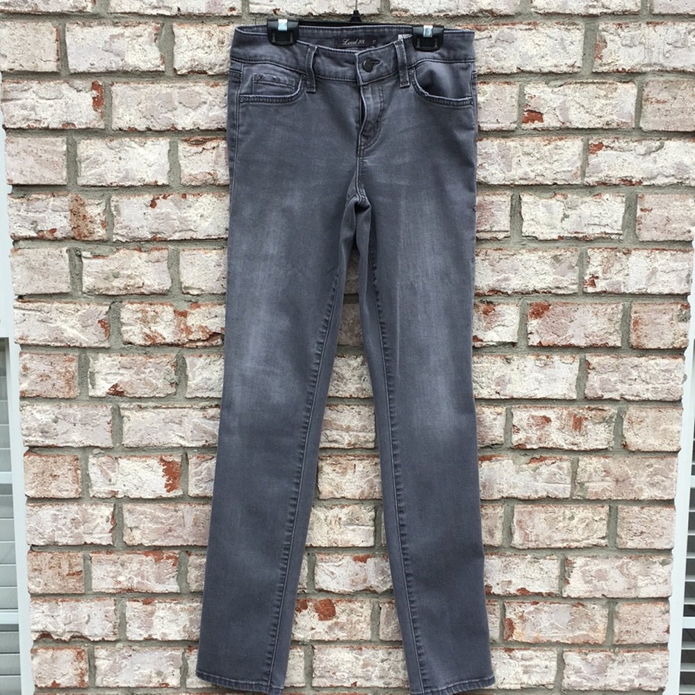 Level 99 “Lily” Skinny Straight jeans size 27